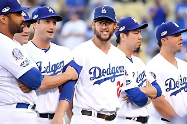 Dodgers: A Look at the Past and Future of the Los Angeles Dodgers Dodgers